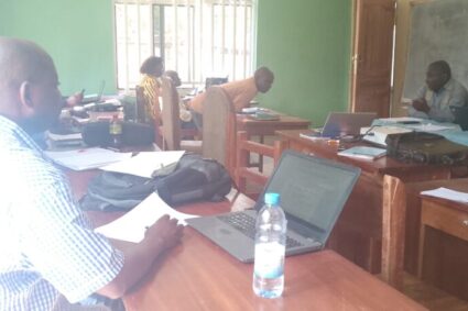 Le Professeur Amos CISHUNGULUKA KANANI
